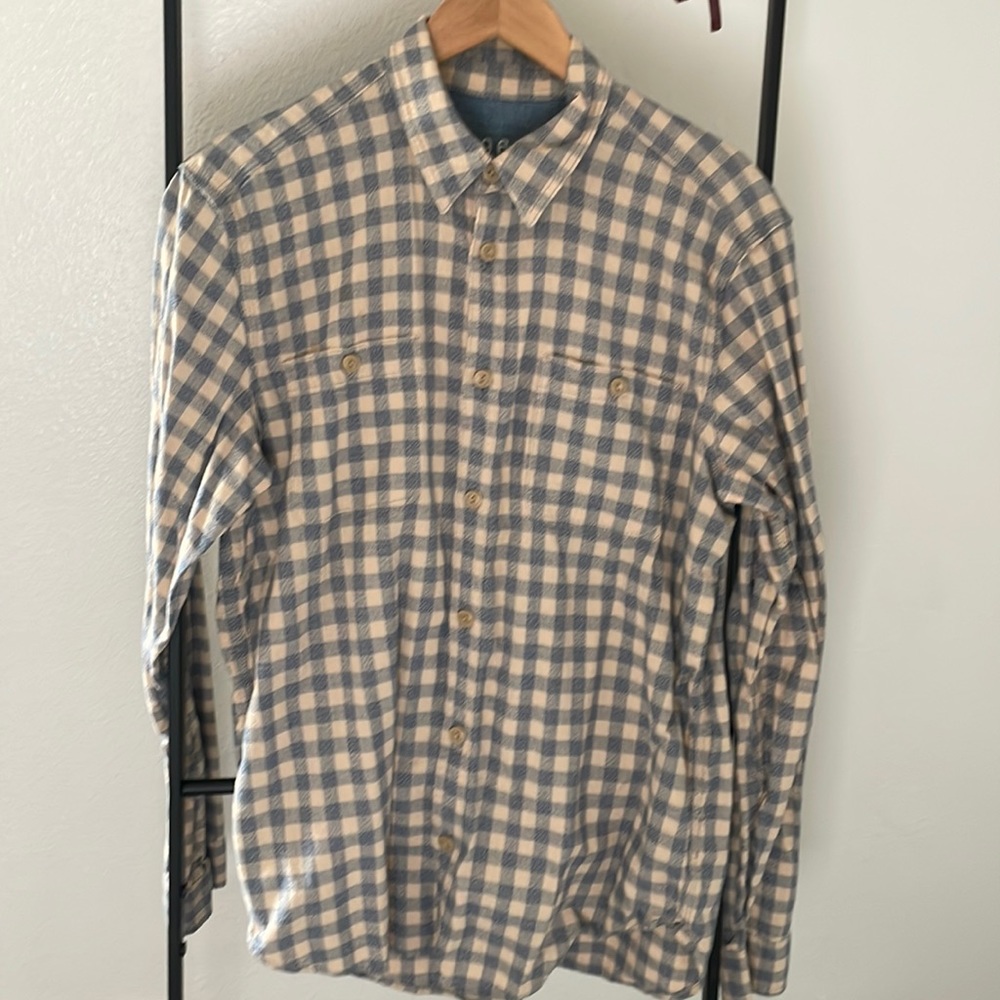 Gap 1969 shirt